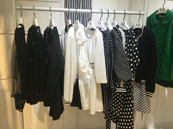女装折扣店店名