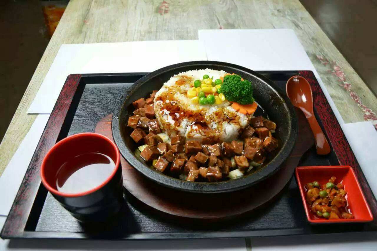 铁板饭餐厅起名字